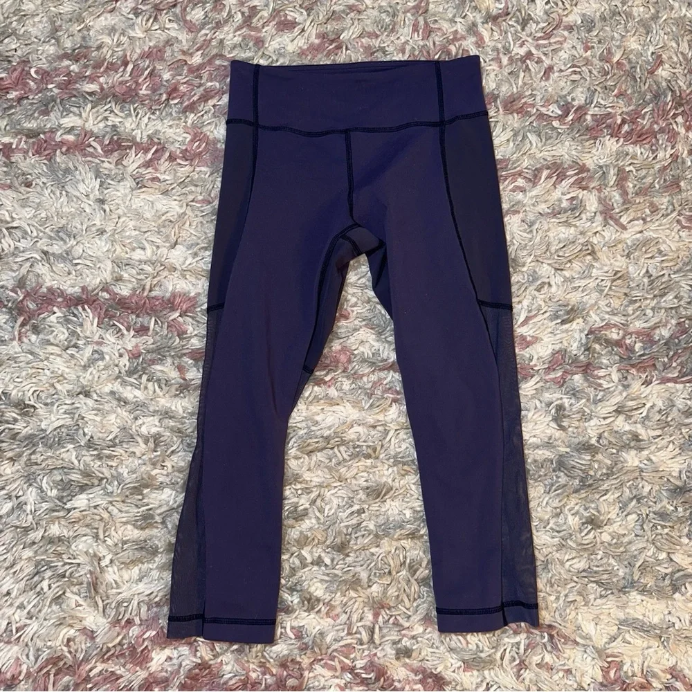 Lululemon cadet blue breathe easy crop luon leggings 4